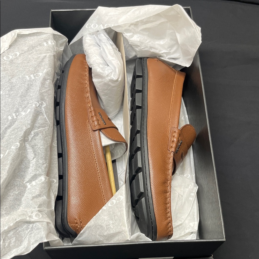 NEW Coach Men's Saddle Tan Leather Slip-On Loafers Size 8.5 D Mott Driver CRSG